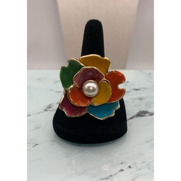 Large Gold Tone And Colorful Enamel Flower Ring Size 7 3/4 Adjustable - Picture 1 of 4